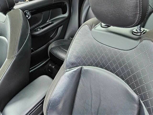 Сірий Міні Cooper S, об'ємом двигуна 2 л та пробігом 47 тис. км за 10500 $, фото 9 на Automoto.ua