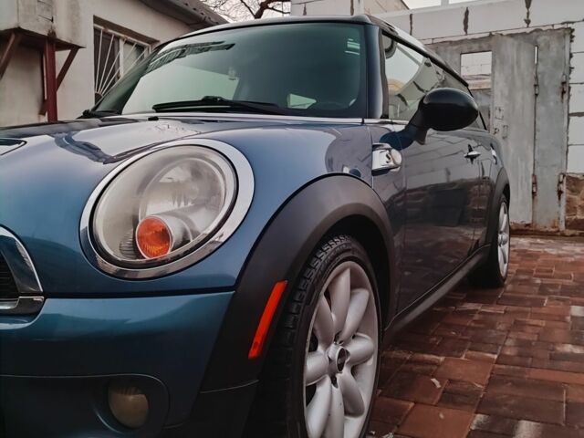 Синий Мини Купер С, объемом двигателя 1.6 л и пробегом 200 тыс. км за 7500 $, фото 1 на Automoto.ua