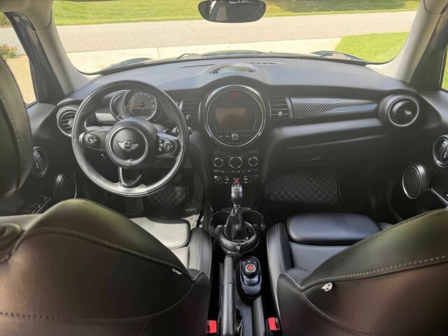 Синій Міні Cooper S, об'ємом двигуна 2 л та пробігом 119 тис. км за 2800 $, фото 11 на Automoto.ua