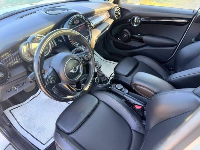 Синій Міні Cooper S, об'ємом двигуна 2 л та пробігом 90 тис. км за 4014 $, фото 9 на Automoto.ua