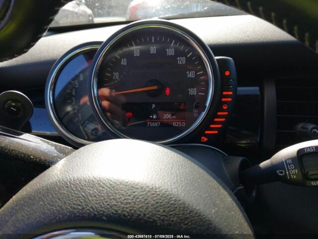 Синий Мини Купер С, объемом двигателя 2 л и пробегом 120 тыс. км за 11200 $, фото 6 на Automoto.ua