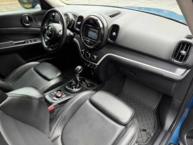 Синій Міні Cooper S, об'ємом двигуна 2 л та пробігом 45 тис. км за 4200 $, фото 6 на Automoto.ua