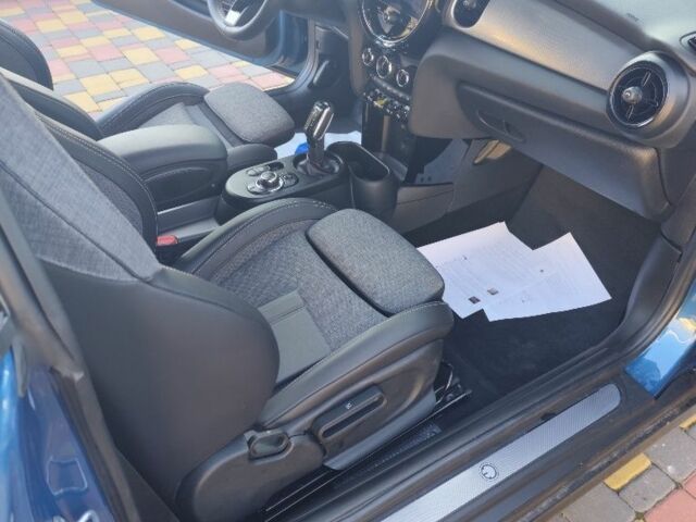 Синий Мини Купер С, объемом двигателя 0 л и пробегом 30 тыс. км за 15500 $, фото 7 на Automoto.ua