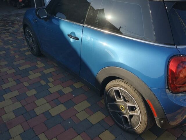 Синий Мини Купер С, объемом двигателя 0 л и пробегом 30 тыс. км за 15500 $, фото 2 на Automoto.ua