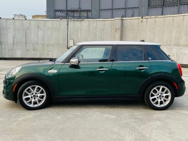 Зеленый Мини Купер С, объемом двигателя 2 л и пробегом 170 тыс. км за 12300 $, фото 6 на Automoto.ua