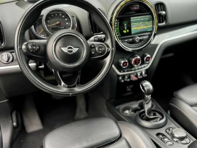 Зелений Міні Cooper S, об'ємом двигуна 2 л та пробігом 64 тис. км за 11700 $, фото 10 на Automoto.ua
