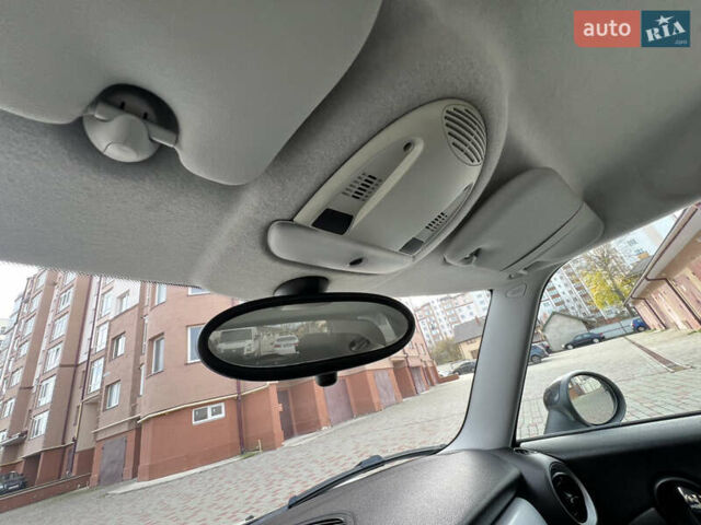 Белый Мини Купер, объемом двигателя 1.6 л и пробегом 178 тыс. км за 6499 $, фото 20 на Automoto.ua