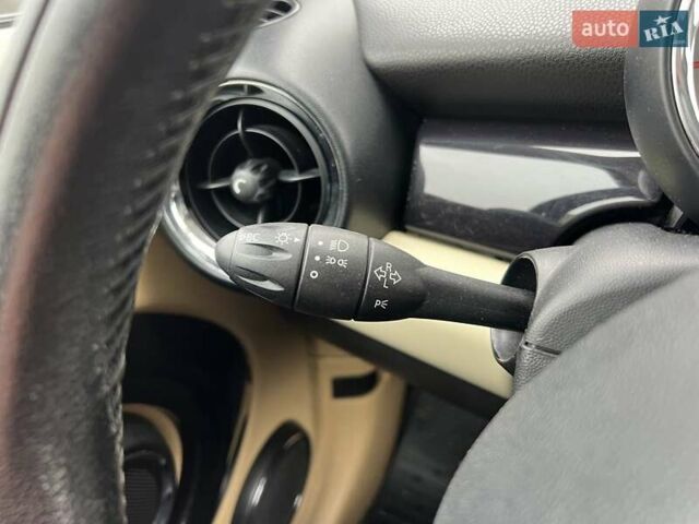 Білий Міні Cooper, об'ємом двигуна 1.6 л та пробігом 131 тис. км за 7999 $, фото 13 на Automoto.ua
