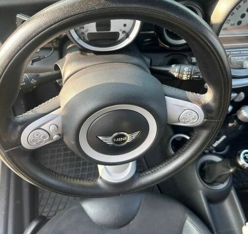 Белый Мини Купер, объемом двигателя 1.6 л и пробегом 227 тыс. км за 5800 $, фото 10 на Automoto.ua