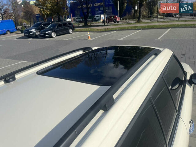 Мини Купер 2010 в Хмельницком на Automoto.ua Белый Мини Купер, объемом двигателя 1.6 л и пробегом 199 тыс. км за 5300 $, фото 10 на Automoto.ua