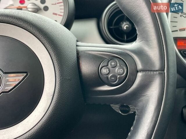 Белый Мини Купер, объемом двигателя 1.6 л и пробегом 178 тыс. км за 6990 $, фото 18 на Automoto.ua