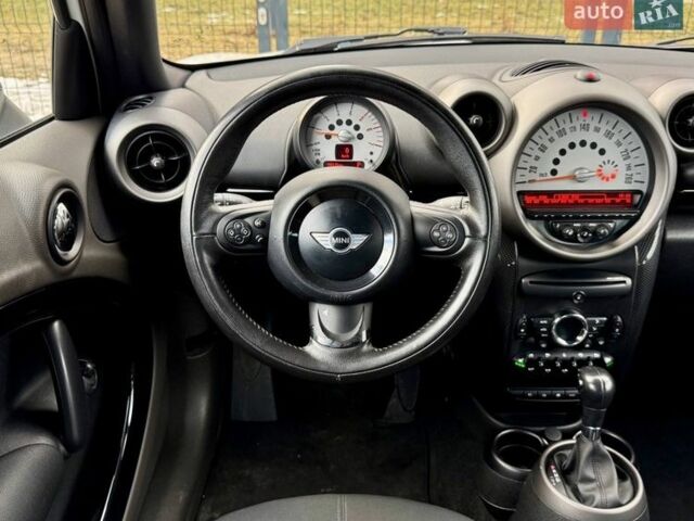 Белый Мини Купер, объемом двигателя 2 л и пробегом 189 тыс. км за 11500 $, фото 29 на Automoto.ua