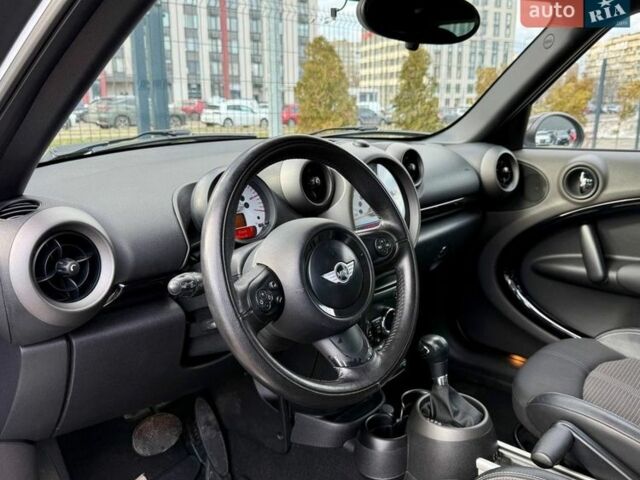 Белый Мини Купер, объемом двигателя 2 л и пробегом 189 тыс. км за 11500 $, фото 18 на Automoto.ua