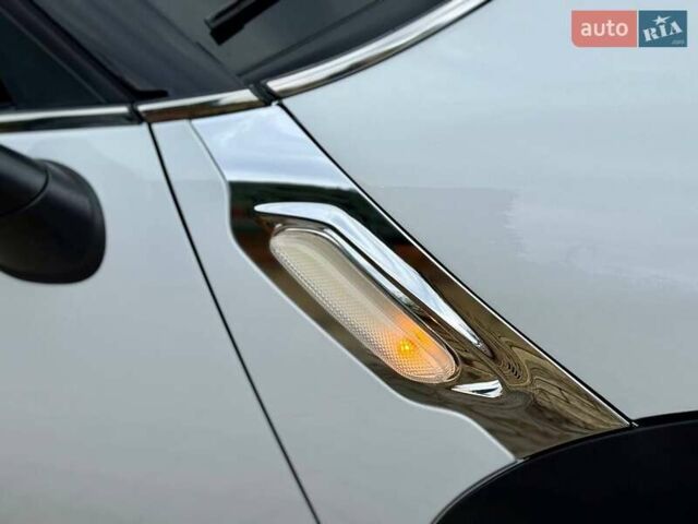 Білий Міні Cooper, об'ємом двигуна 1.6 л та пробігом 230 тис. км за 8800 $, фото 10 на Automoto.ua