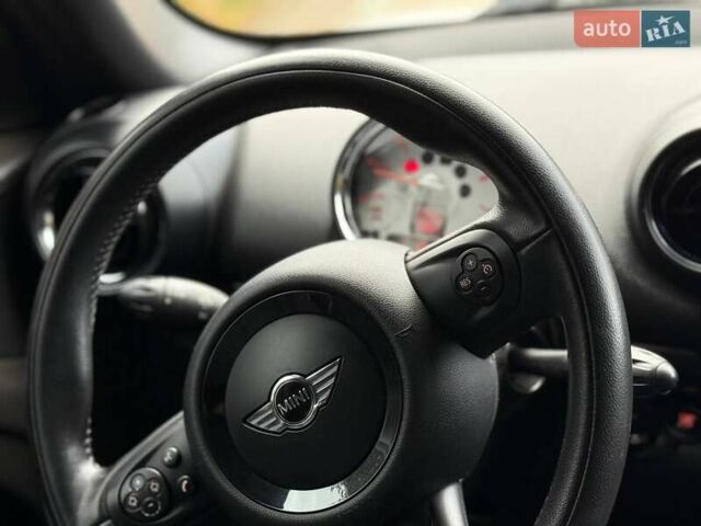 Білий Міні Cooper, об'ємом двигуна 1.6 л та пробігом 230 тис. км за 8800 $, фото 22 на Automoto.ua