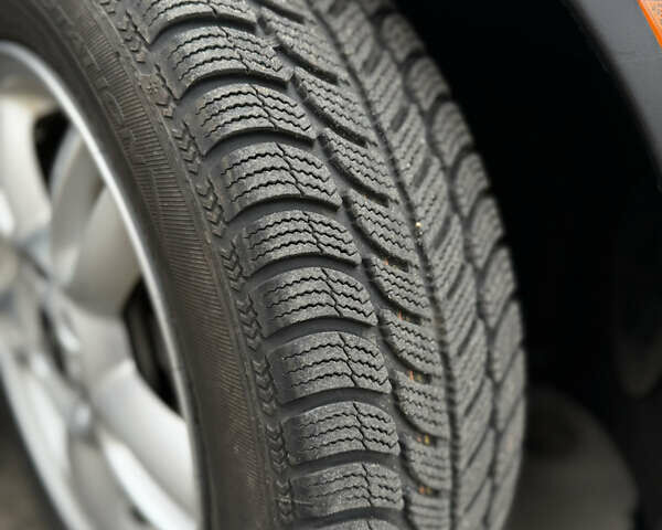 Белый Мини Купер, объемом двигателя 1.6 л и пробегом 132 тыс. км за 7950 $, фото 23 на Automoto.ua