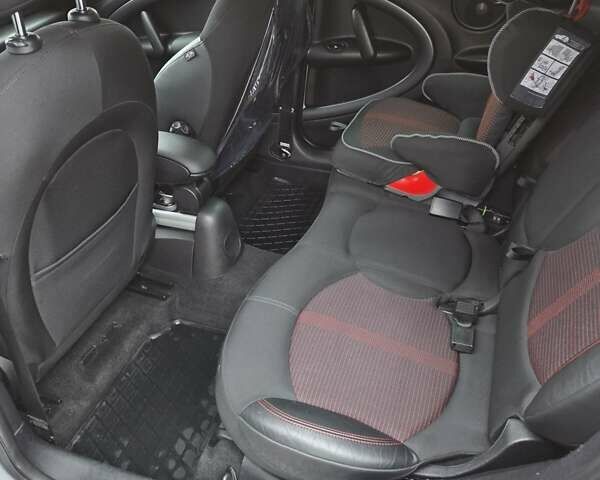 Білий Міні Cooper, об'ємом двигуна 1.6 л та пробігом 165 тис. км за 10500 $, фото 11 на Automoto.ua