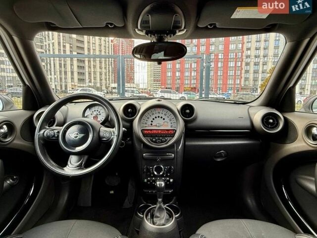 Белый Мини Купер, объемом двигателя 2 л и пробегом 189 тыс. км за 11500 $, фото 31 на Automoto.ua