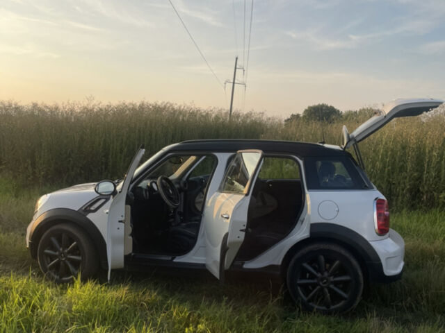 Білий Міні Cooper, об'ємом двигуна 1.6 л та пробігом 86 тис. км за 12000 $, фото 10 на Automoto.ua