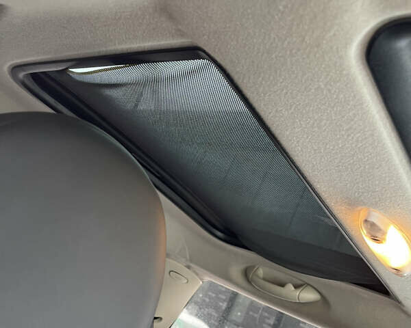 Белый Мини Купер, объемом двигателя 1.6 л и пробегом 250 тыс. км за 7000 $, фото 30 на Automoto.ua