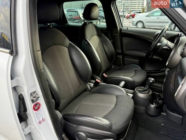 Белый Мини Купер, объемом двигателя 2 л и пробегом 189 тыс. км за 11500 $, фото 33 на Automoto.ua