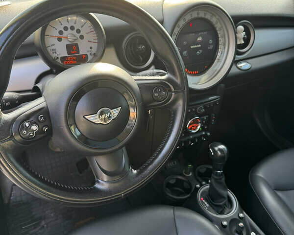 Белый Мини Купер, объемом двигателя 1.6 л и пробегом 173 тыс. км за 8500 $, фото 11 на Automoto.ua