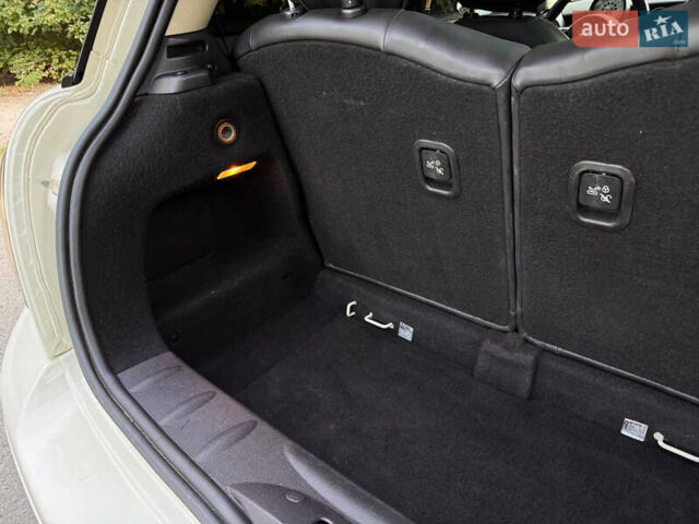 Білий Міні Cooper, об'ємом двигуна 1.6 л та пробігом 201 тис. км за 7400 $, фото 20 на Automoto.ua