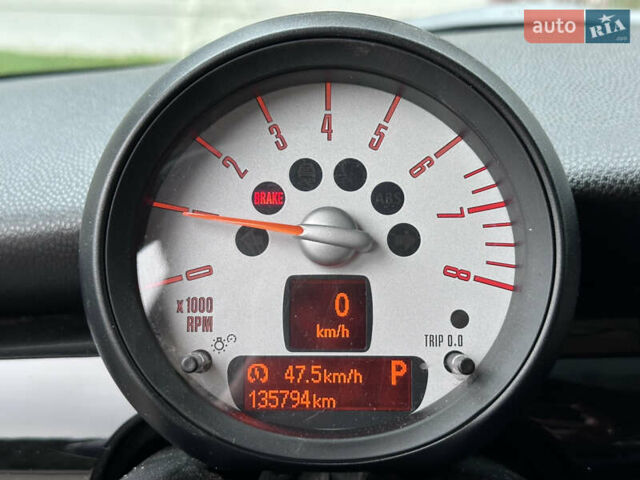 Білий Міні Cooper, об'ємом двигуна 1.6 л та пробігом 135 тис. км за 7500 $, фото 14 на Automoto.ua