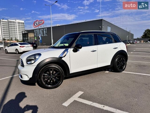 Білий Міні Cooper, об'ємом двигуна 1.6 л та пробігом 107 тис. км за 10200 $, фото 6 на Automoto.ua