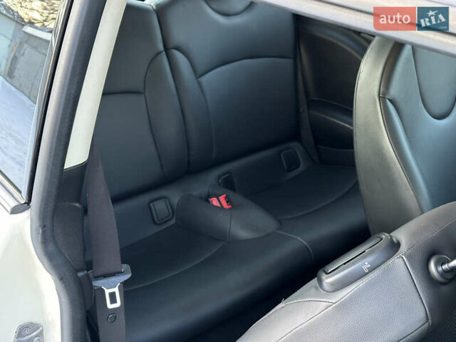 Білий Міні Cooper, об'ємом двигуна 1.6 л та пробігом 208 тис. км за 6500 $, фото 18 на Automoto.ua