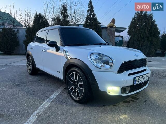 Белый Мини Купер, объемом двигателя 1.6 л и пробегом 175 тыс. км за 10450 $, фото 1 на Automoto.ua