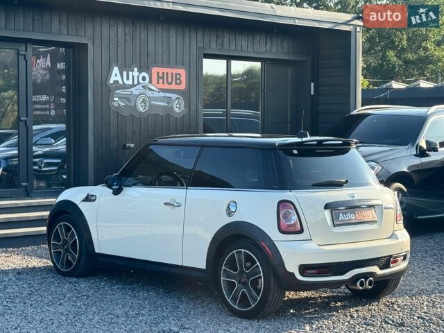 Білий Міні Cooper, об'ємом двигуна 1.6 л та пробігом 167 тис. км за 8000 $, фото 7 на Automoto.ua