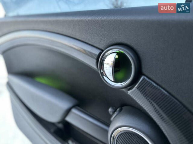 Білий Міні Cooper, об'ємом двигуна 1.6 л та пробігом 233 тис. км за 7490 $, фото 34 на Automoto.ua