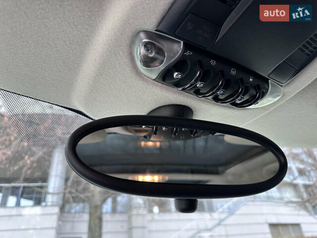 Білий Міні Cooper, об'ємом двигуна 1.6 л та пробігом 135 тис. км за 8500 $, фото 11 на Automoto.ua