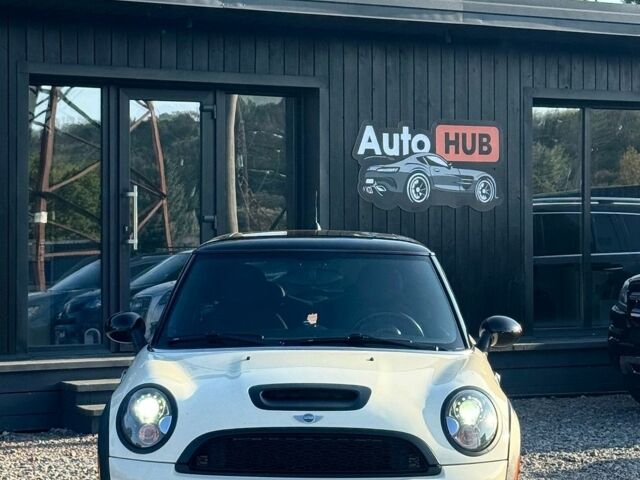 Білий Міні Cooper, об'ємом двигуна 1.6 л та пробігом 167 тис. км за 8000 $, фото 2 на Automoto.ua
