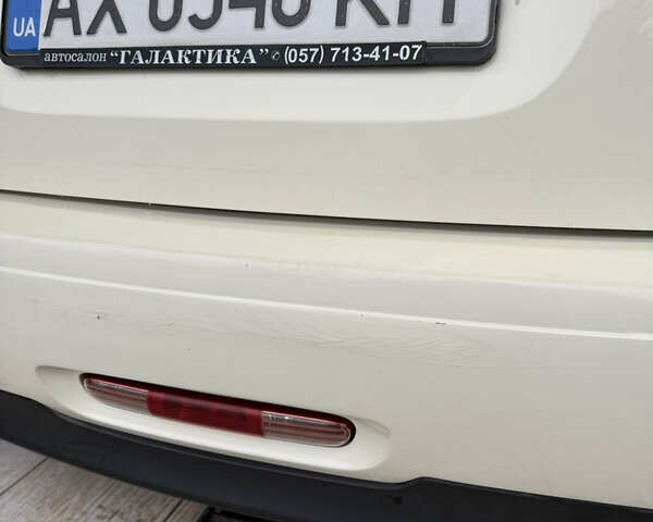 Белый Мини Купер, объемом двигателя 1.6 л и пробегом 207 тыс. км за 7500 $, фото 10 на Automoto.ua