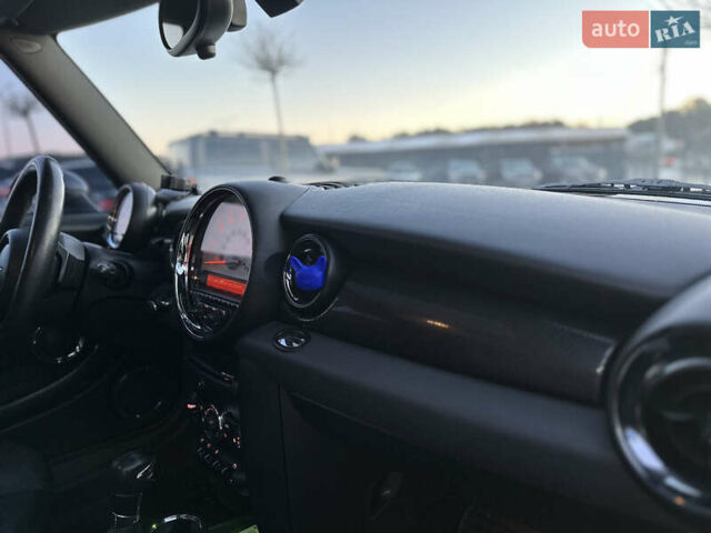 Білий Міні Cooper, об'ємом двигуна 1.6 л та пробігом 233 тис. км за 7490 $, фото 38 на Automoto.ua