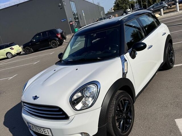 Білий Міні Cooper, об'ємом двигуна 1.6 л та пробігом 107 тис. км за 10200 $, фото 5 на Automoto.ua