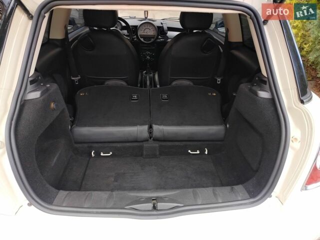 Білий Міні Cooper, об'ємом двигуна 1.6 л та пробігом 136 тис. км за 6600 $, фото 9 на Automoto.ua