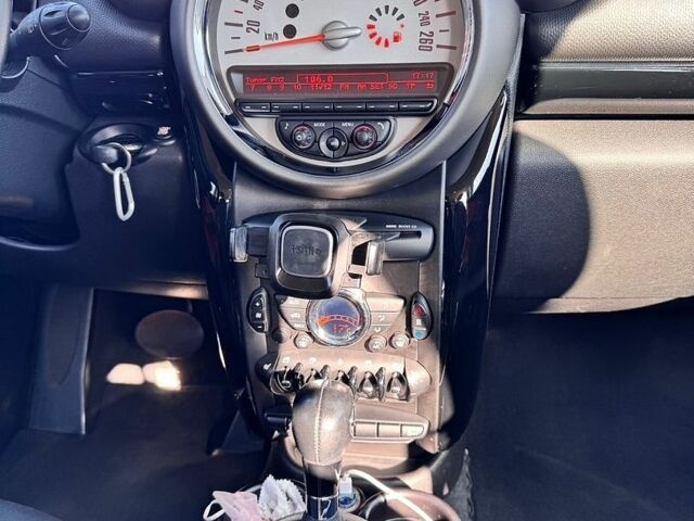 Білий Міні Cooper, об'ємом двигуна 1.6 л та пробігом 107 тис. км за 10200 $, фото 26 на Automoto.ua