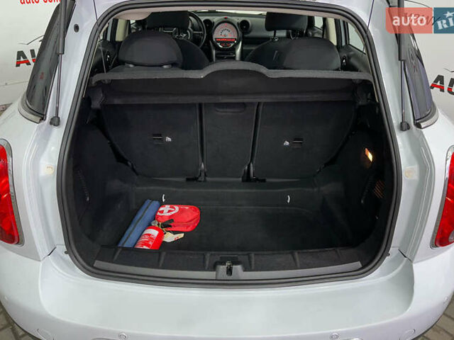 Білий Міні Cooper, об'ємом двигуна 2 л та пробігом 201 тис. км за 10950 $, фото 4 на Automoto.ua