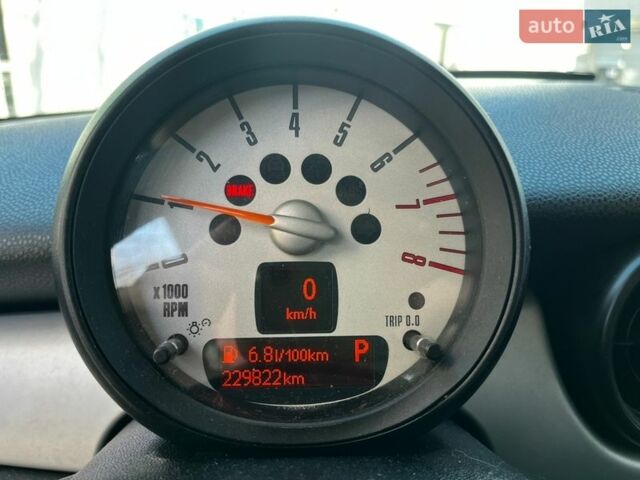 Білий Міні Cooper, об'ємом двигуна 1.6 л та пробігом 230 тис. км за 7399 $, фото 17 на Automoto.ua