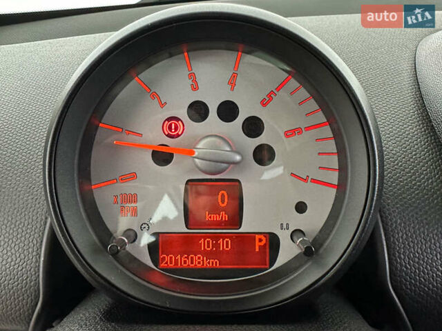 Білий Міні Cooper, об'ємом двигуна 2 л та пробігом 201 тис. км за 11250 $, фото 18 на Automoto.ua