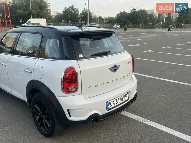 Белый Мини Купер, объемом двигателя 1.6 л и пробегом 150 тыс. км за 10700 $, фото 2 на Automoto.ua