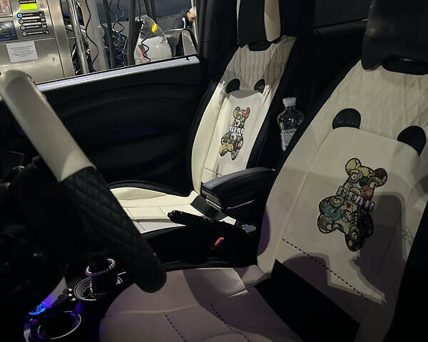 Белый Мини Купер, объемом двигателя 1.6 л и пробегом 266 тыс. км за 9900 $, фото 9 на Automoto.ua