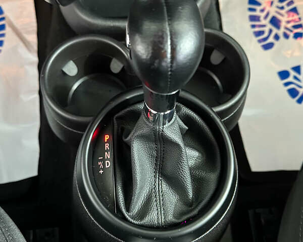 Білий Міні Cooper, об'ємом двигуна 2 л та пробігом 201 тис. км за 10950 $, фото 17 на Automoto.ua