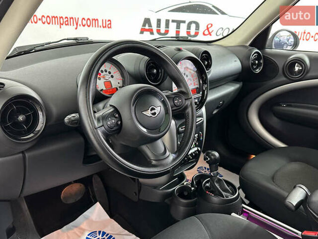 Білий Міні Cooper, об'ємом двигуна 2 л та пробігом 201 тис. км за 11250 $, фото 13 на Automoto.ua