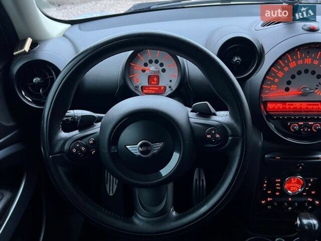 Белый Мини Купер, объемом двигателя 2 л и пробегом 149 тыс. км за 12600 $, фото 9 на Automoto.ua