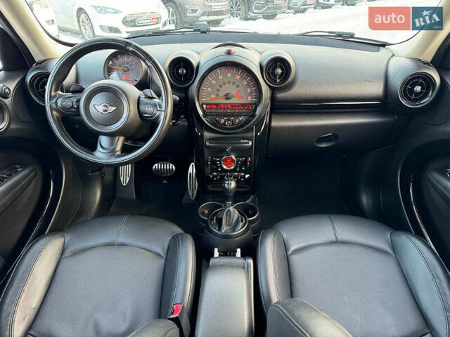 Белый Мини Купер, объемом двигателя 1.6 л и пробегом 159 тыс. км за 10990 $, фото 29 на Automoto.ua