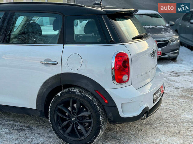Белый Мини Купер, объемом двигателя 1.6 л и пробегом 159 тыс. км за 10990 $, фото 8 на Automoto.ua